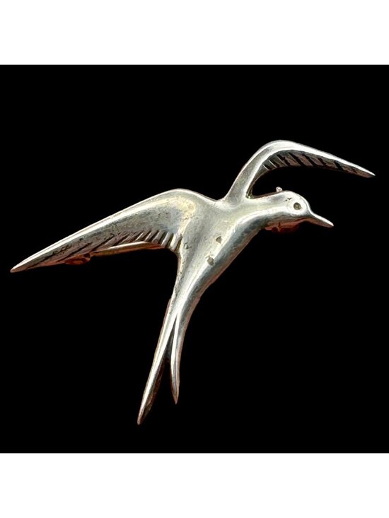 MG Jewelry - Sterling Silver Seabird Seagull Brooch Pin 1.75" Vintage Flying Bird Signed MG